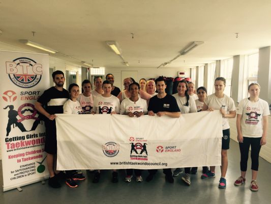 Trenic TKD run 6 week 'Touch Gloves' programme 